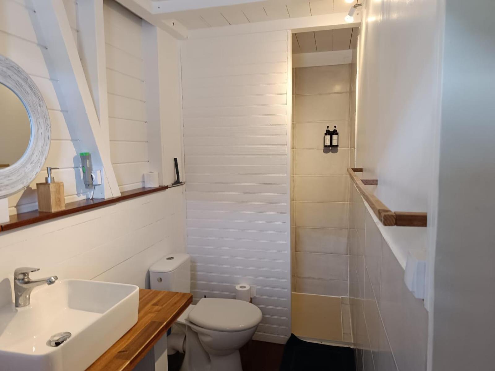 Ti Kaz Anoli Cottage En Bois Avec Vue Sur La Baie Terre-de-Bas Eksteriør bilde